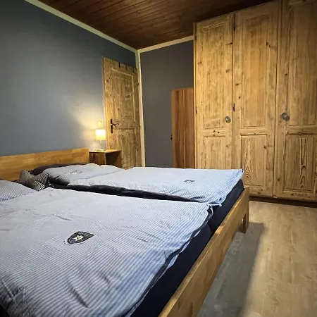 Apartman Sportina 11 *